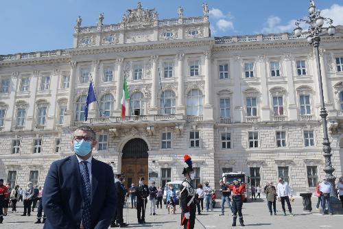 Roberti all'alzabandiera a Trieste